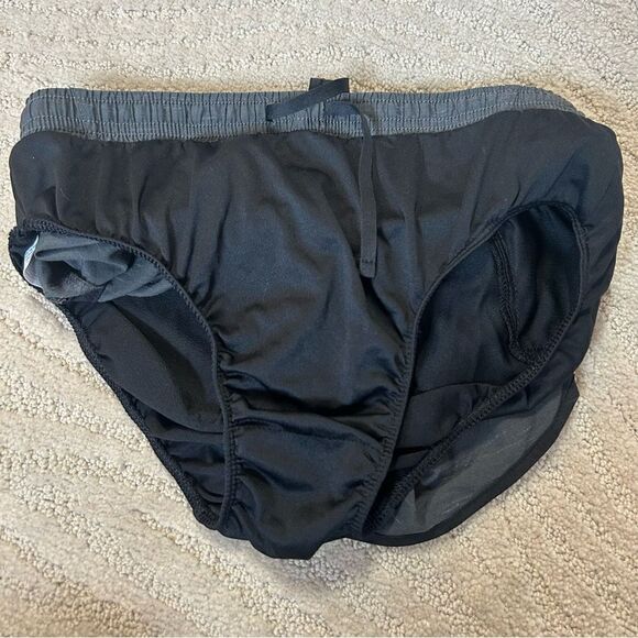 Nike Dri-fit Athletic Gray Shorts - Picture 3 of 5